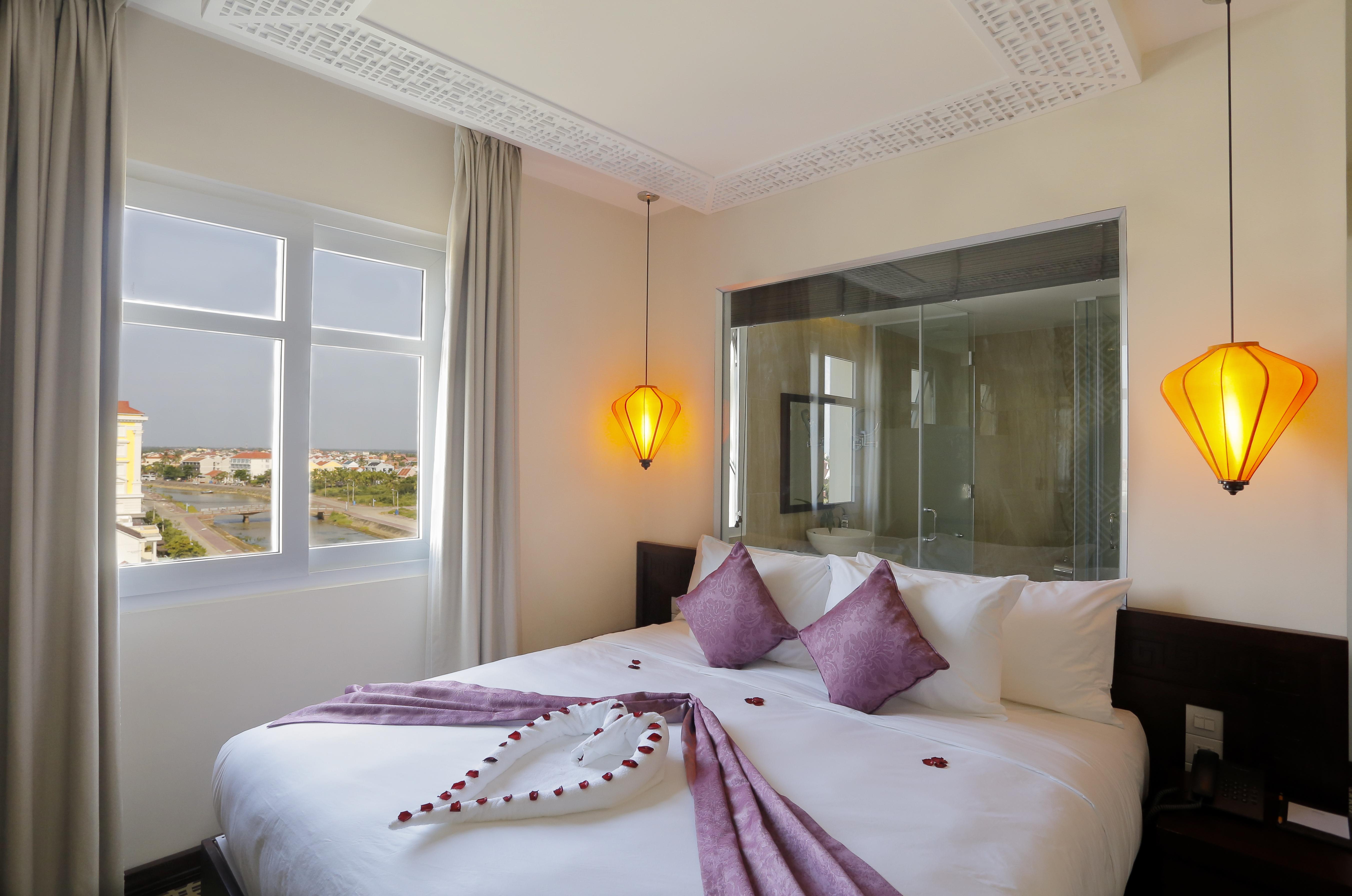 Royal Riverside Hoi An Hotel & Spa Exterior foto
