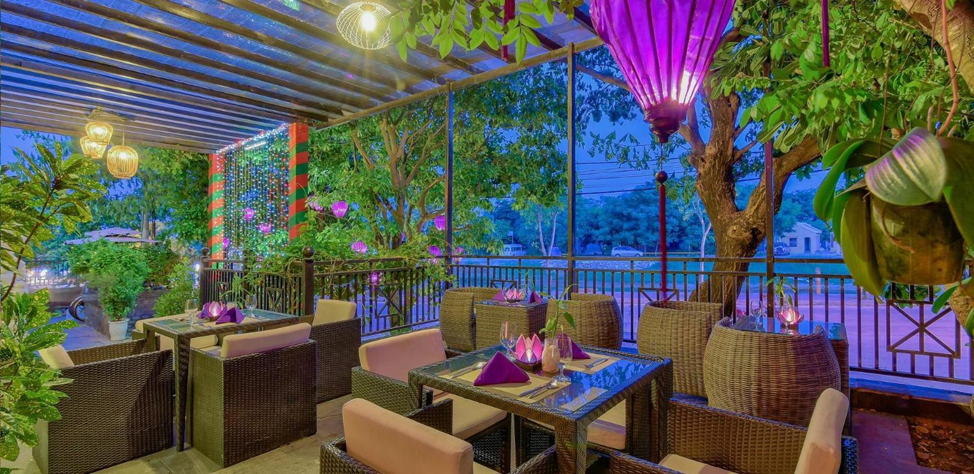 Royal Riverside Hoi An Hotel & Spa Exterior foto