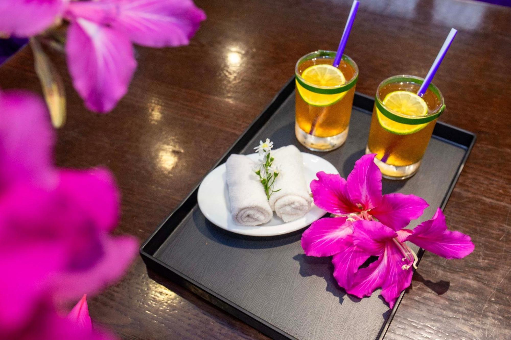 Royal Riverside Hoi An Hotel & Spa Exterior foto