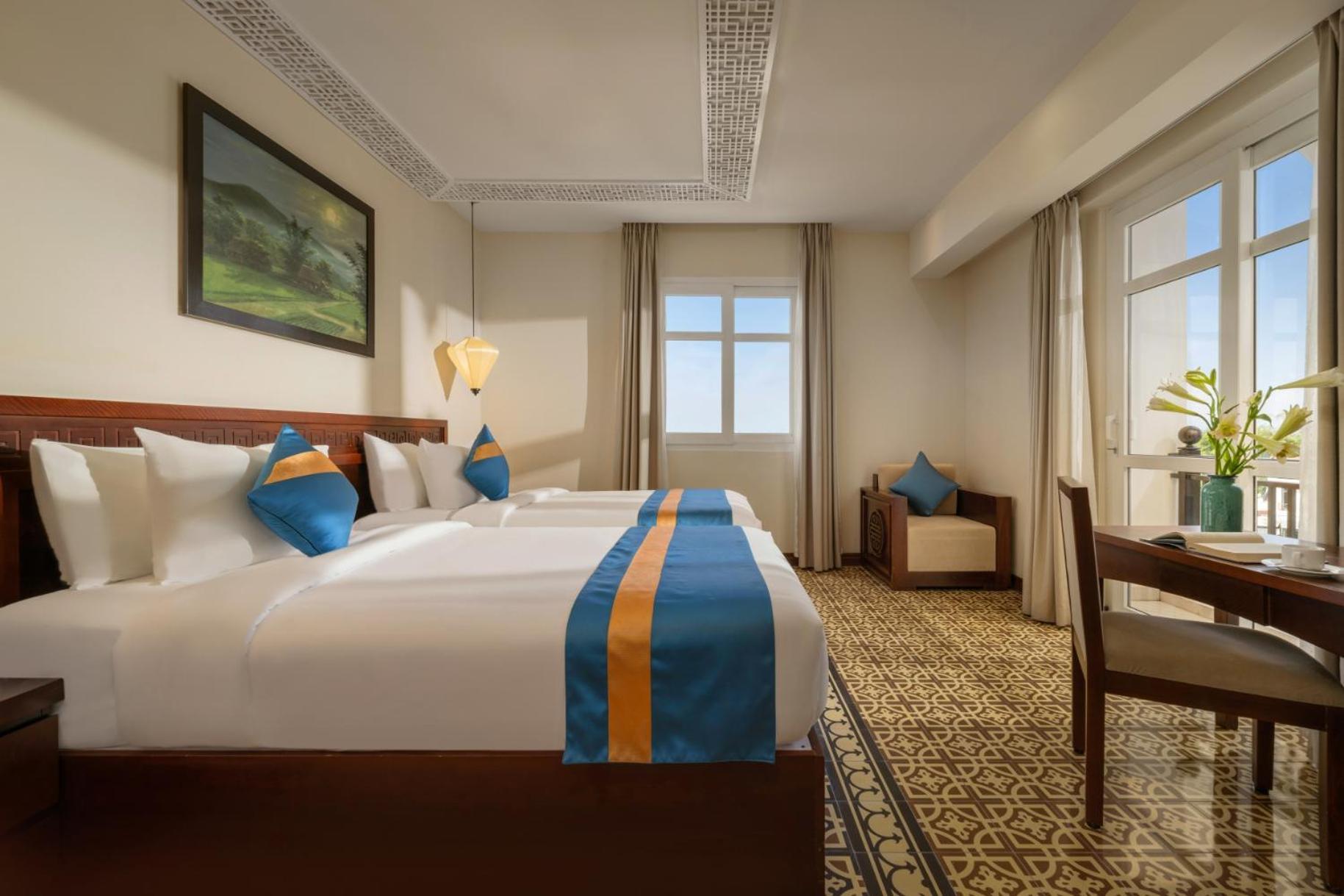 Royal Riverside Hoi An Hotel & Spa Exterior foto